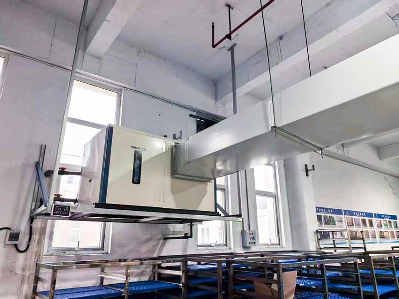 工廠用降溫設(shè)備應(yīng)用蒸發(fā)冷省電空調(diào)-臥式管道機組，崗位區(qū)域降溫