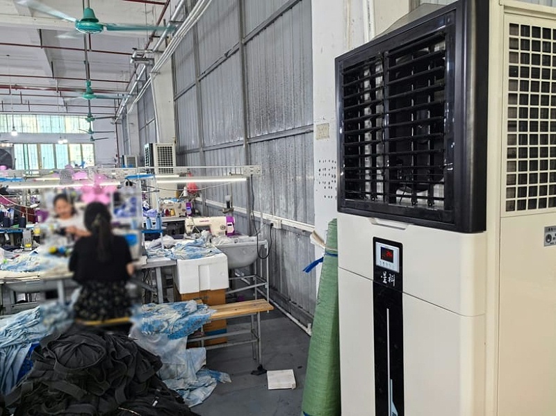 服裝廠整體降溫，安裝星科工業省電空調-立式軸流機組