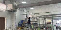 制衣廠區(qū)域降溫，安裝蒸發(fā)冷省電空調-臥式管道機組