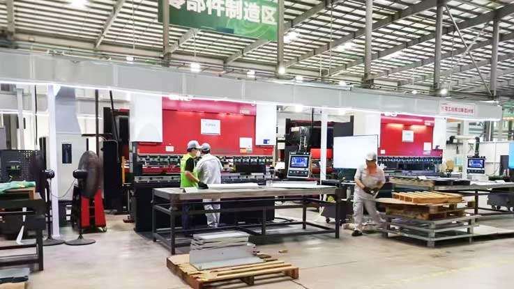 工廠應用蒸發(fā)冷省電空調(diào)-立式管道機組，崗位區(qū)域制冷降溫案例